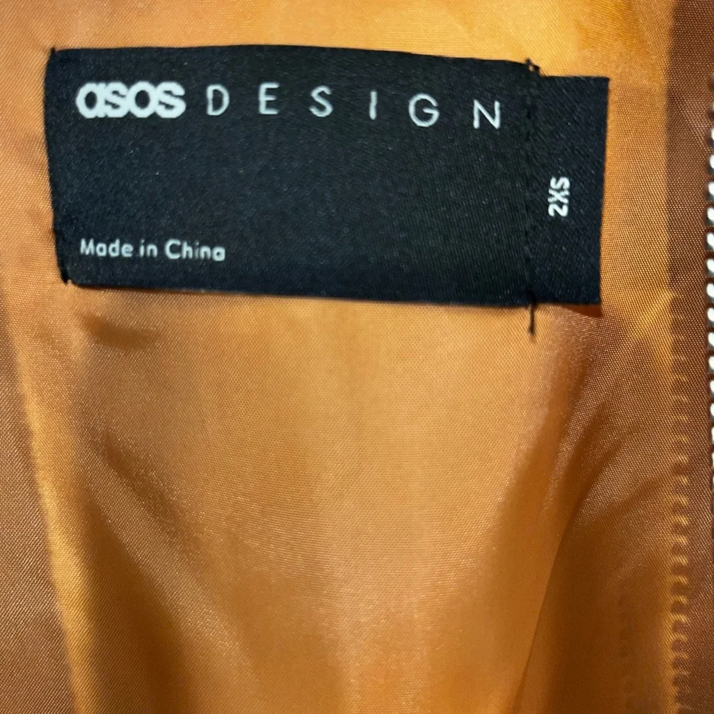 ASOS Black Faux Fur Bomber Jacket WITH ORANGE LINING INSIDE SIZE 2XS